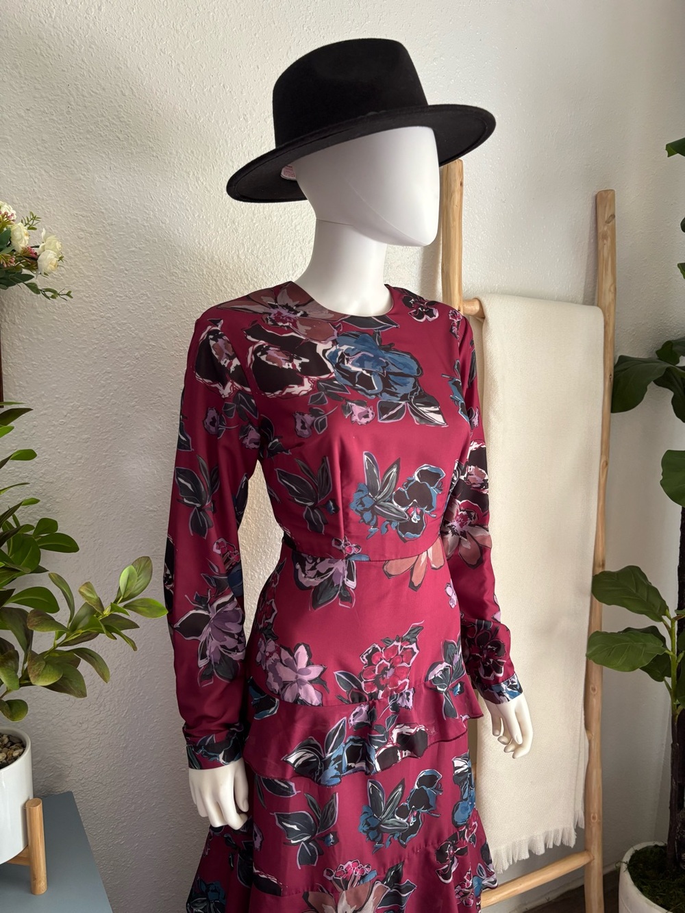 Floral Long-Sleeve Burgundy Maxi Dress - Picture 3 of 6